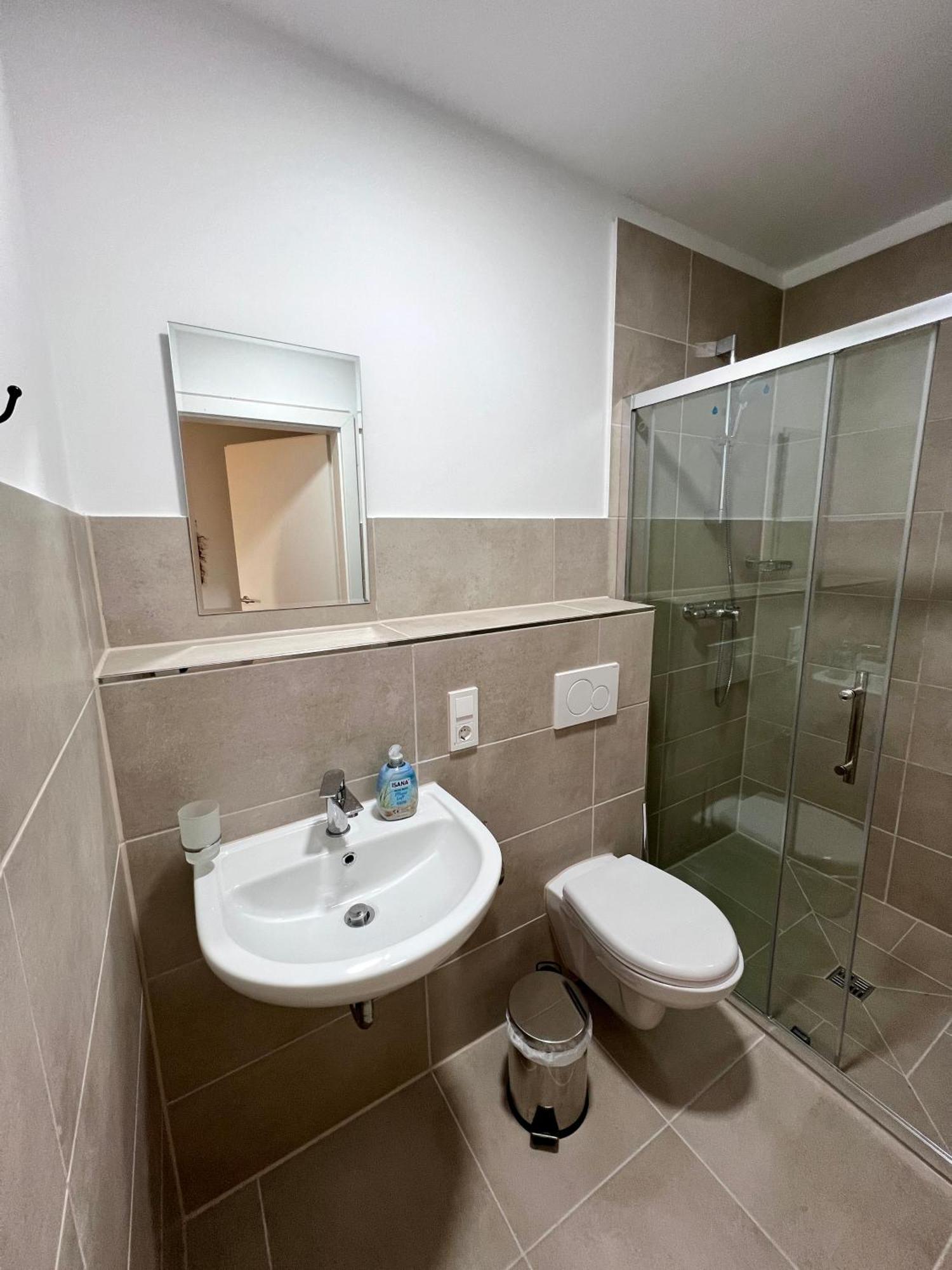 Staycomfort24 ออสนาบรึค ภายนอก รูปภาพ