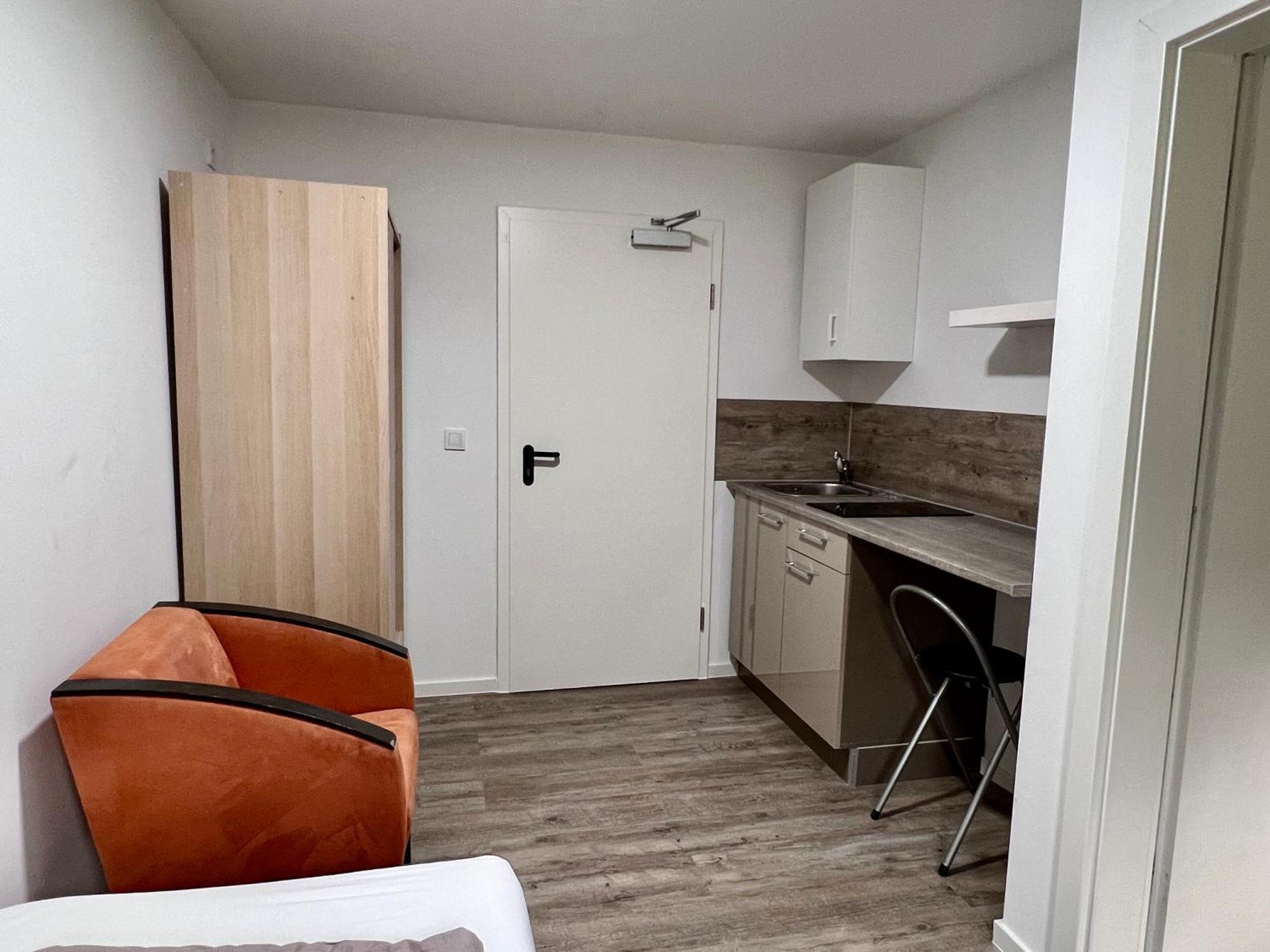 Staycomfort24 ออสนาบรึค ภายนอก รูปภาพ